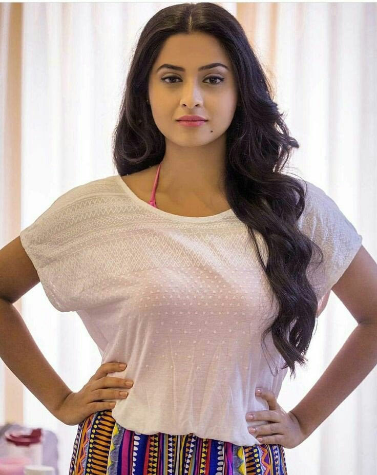 Independent Surat Call Girl Ad near Varachha | Verified Photos