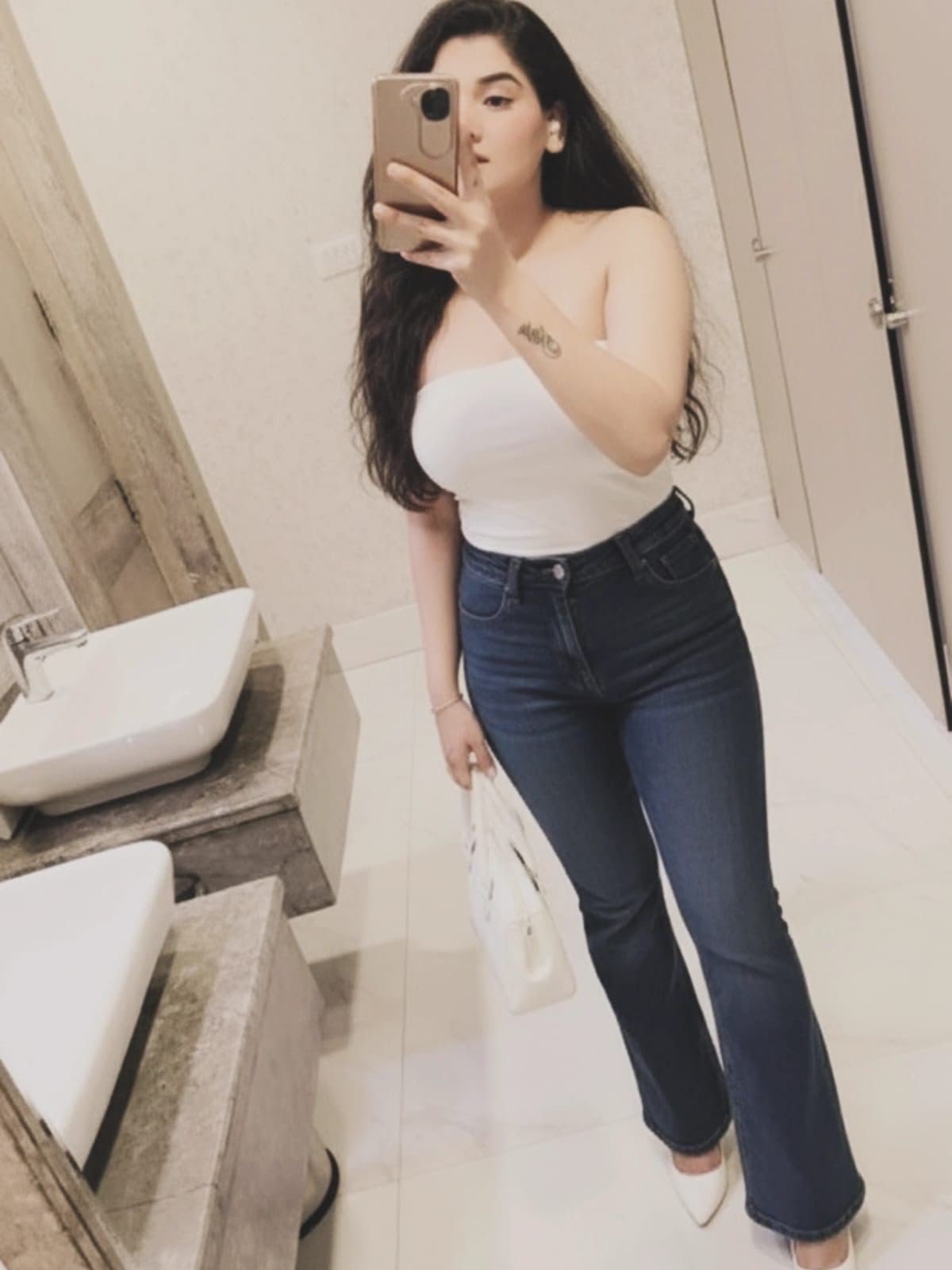 Nishika, 25 Slim and Confident Adult Call Girl in Noida in Noida photo 7